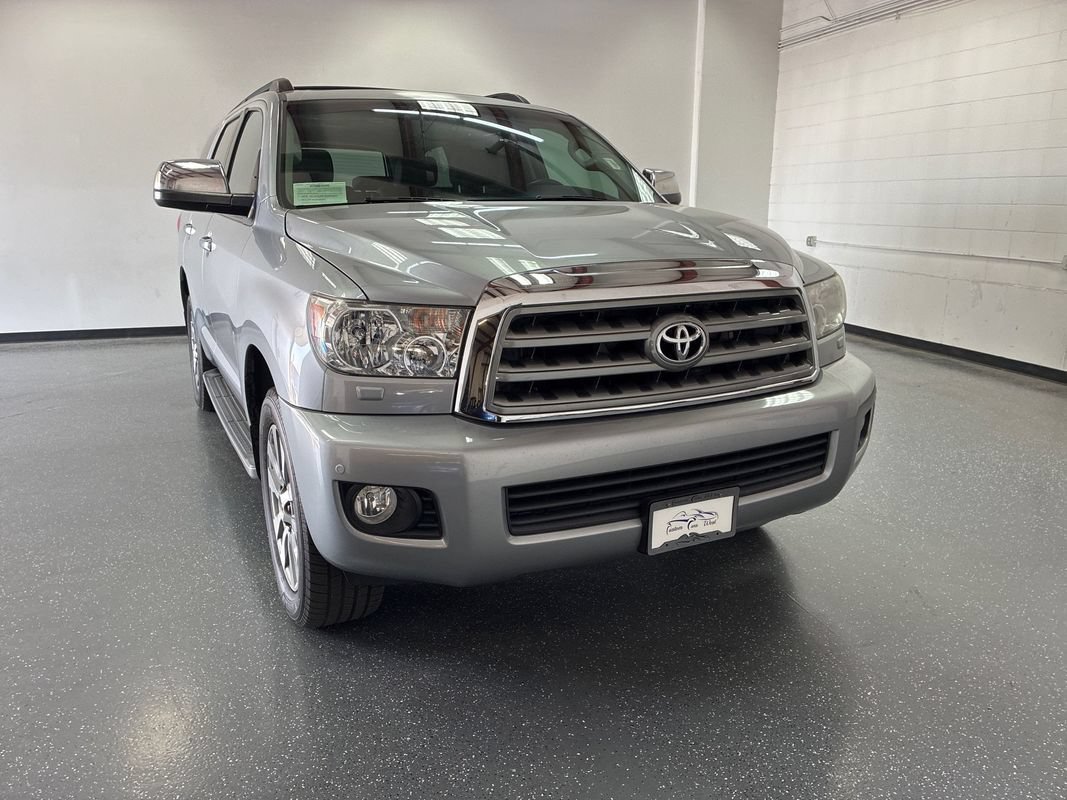 Used 2016 Toyota Sequoia Limited w/ Safety & Convenience Package AWD/4WD image 1