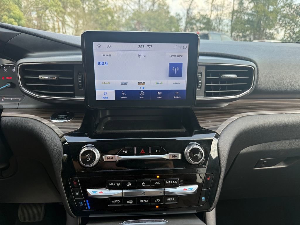 Used 2023 Ford Explorer Limited image 23