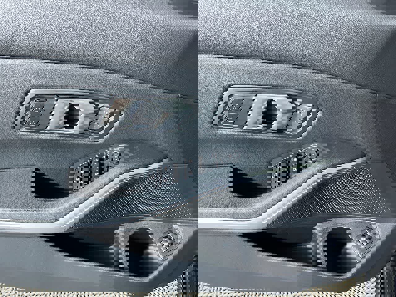 Used 2025 BMW 330i 330i image 19