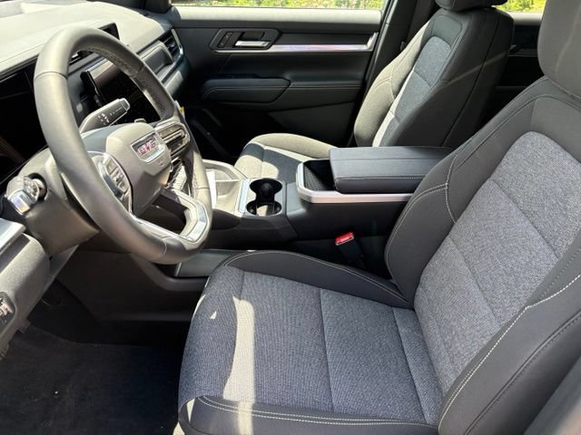 New 2026 GMC Terrain Elevation w/ Black Edition AWD/4WD image 4