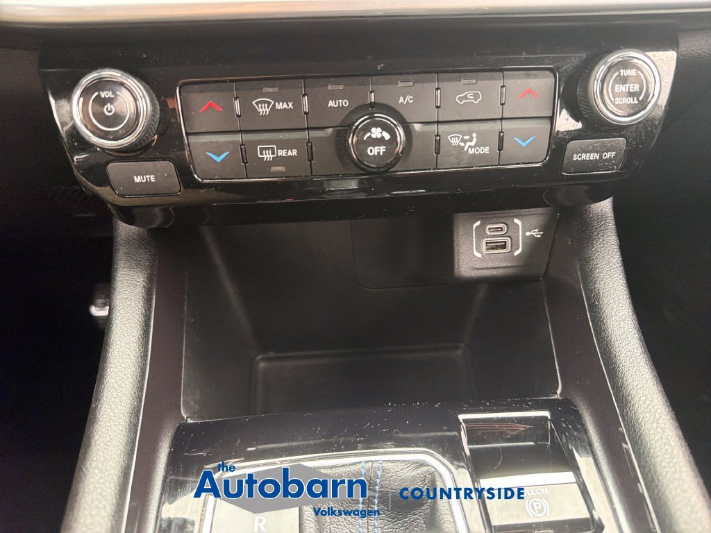 Used 2022 Jeep Compass Latitude w/ Convenience Group AWD/4WD image 17