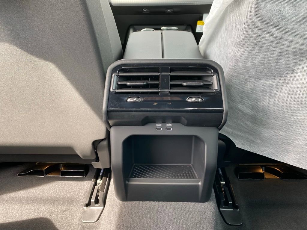 New 2026 BMW 530i xDrive AWD/4WD image 8