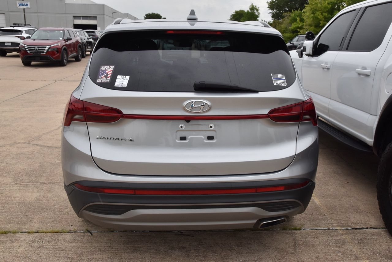 Used 2023 Hyundai Santa Fe SE FWD image 7