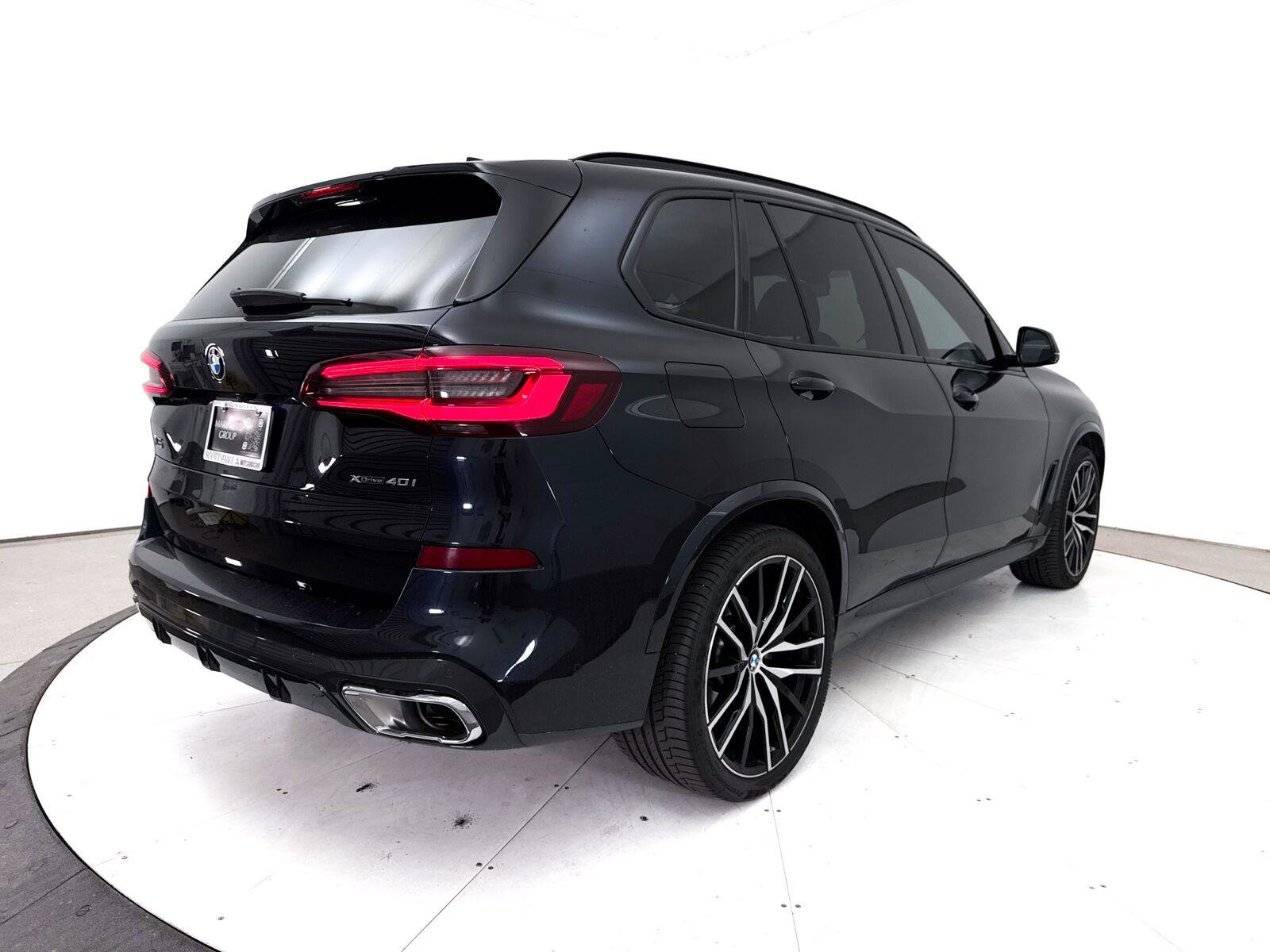 Used 2023 BMW X5 xDrive40i w/ Executive Package AWD/4WD image 21