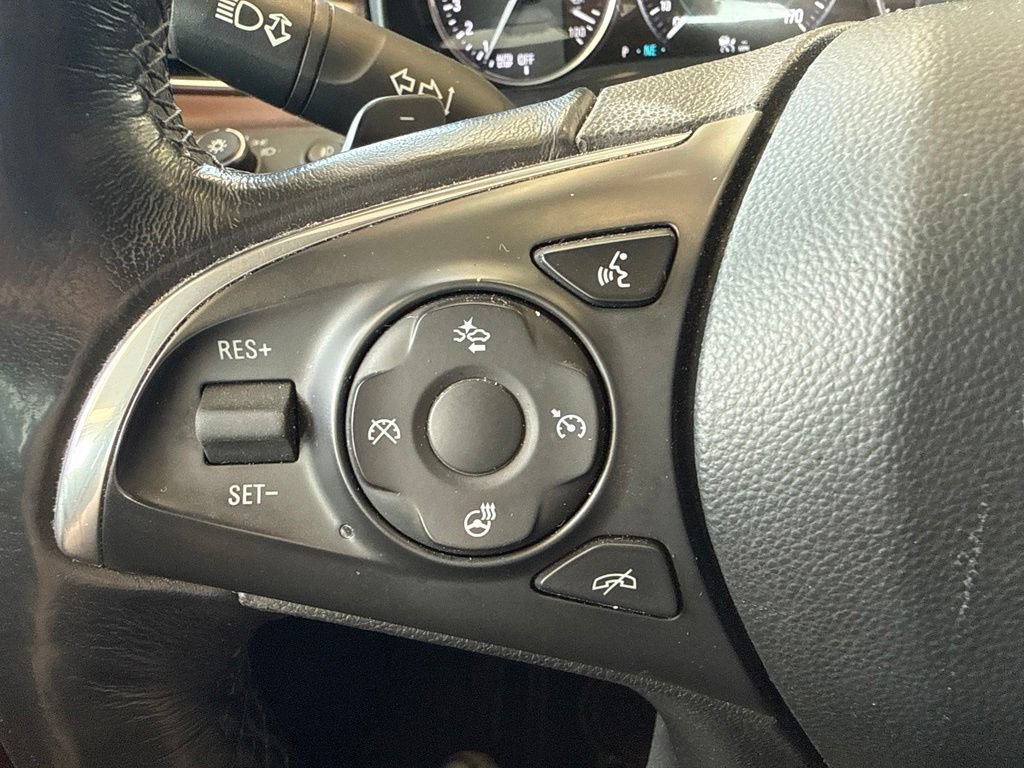 Used 2019 Buick LaCrosse Avenir w/ Driver Confidence Package II AWD/4WD image 18