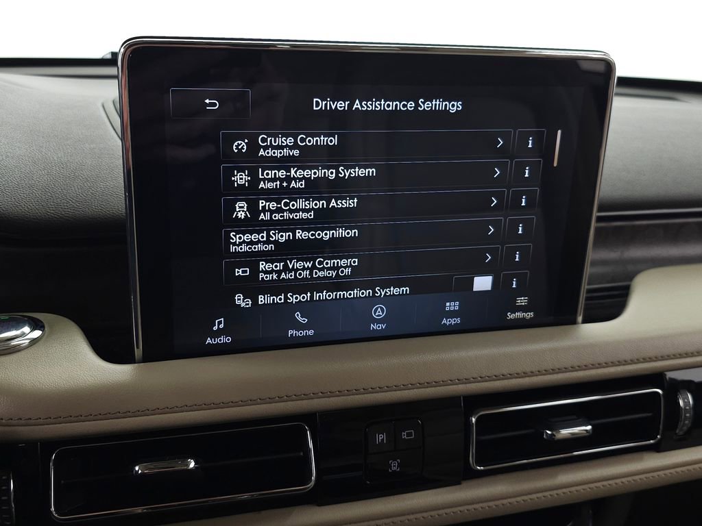 Used 2020 Lincoln Aviator Reserve w/ Equipment Group 201A AWD/4WD image 29