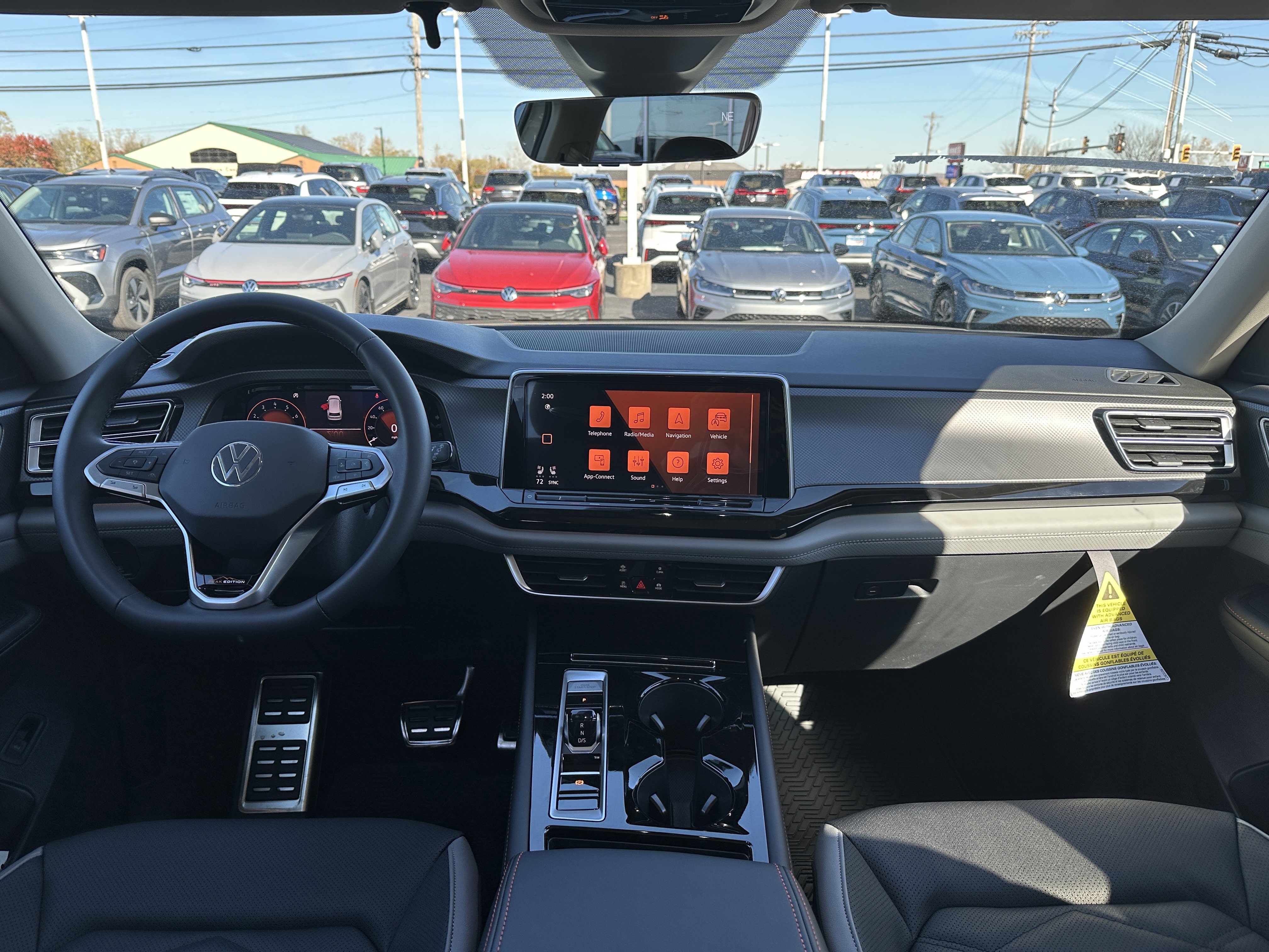 New 2026 Volkswagen Atlas Peak Edition image 9