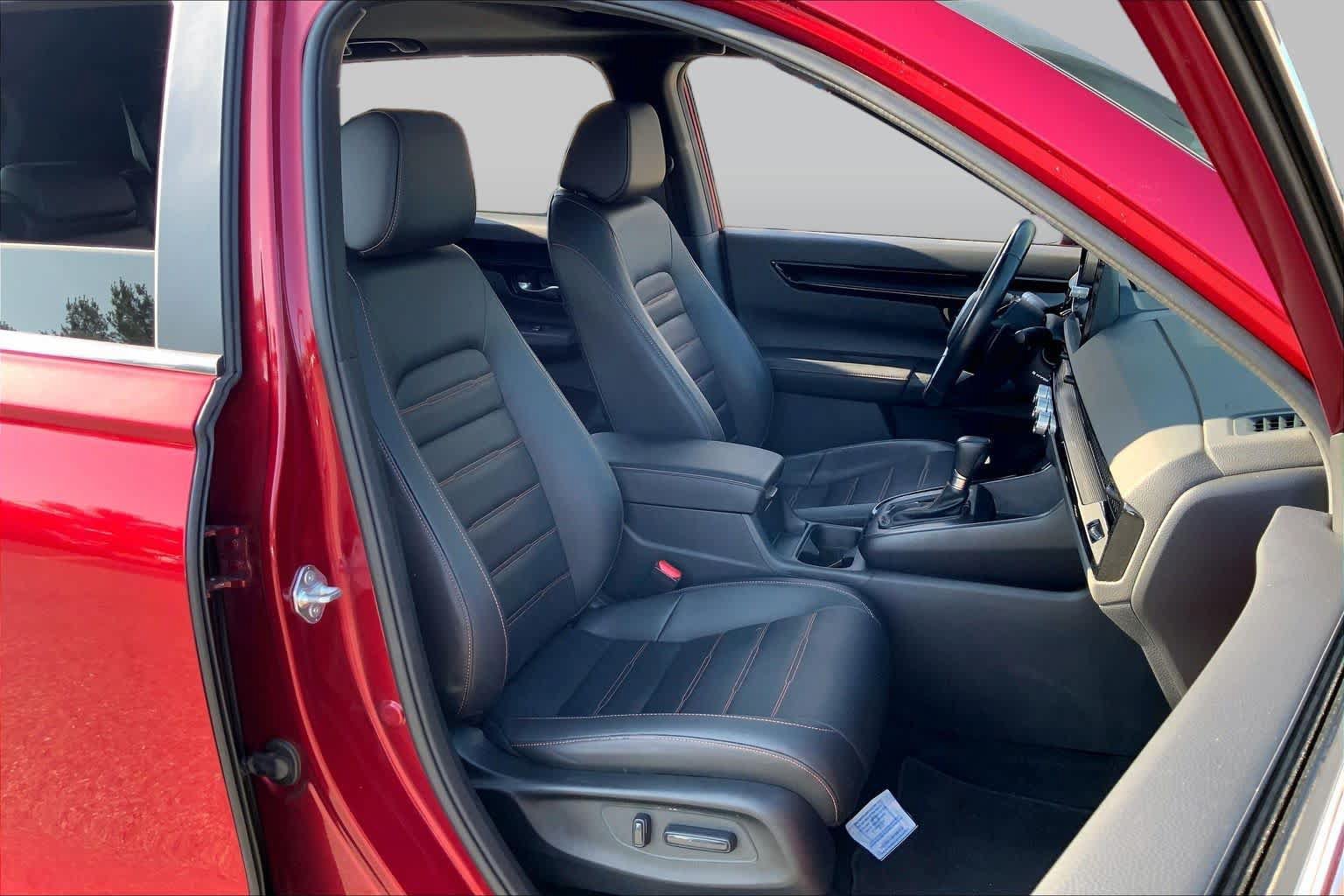 Used 2024 Honda CR-V Sport Touring image 9
