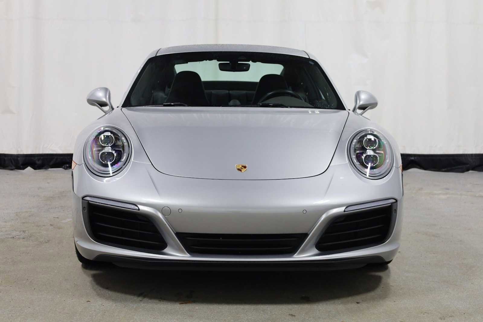 Certified 2018 Porsche 911 Carrera 4S image 14