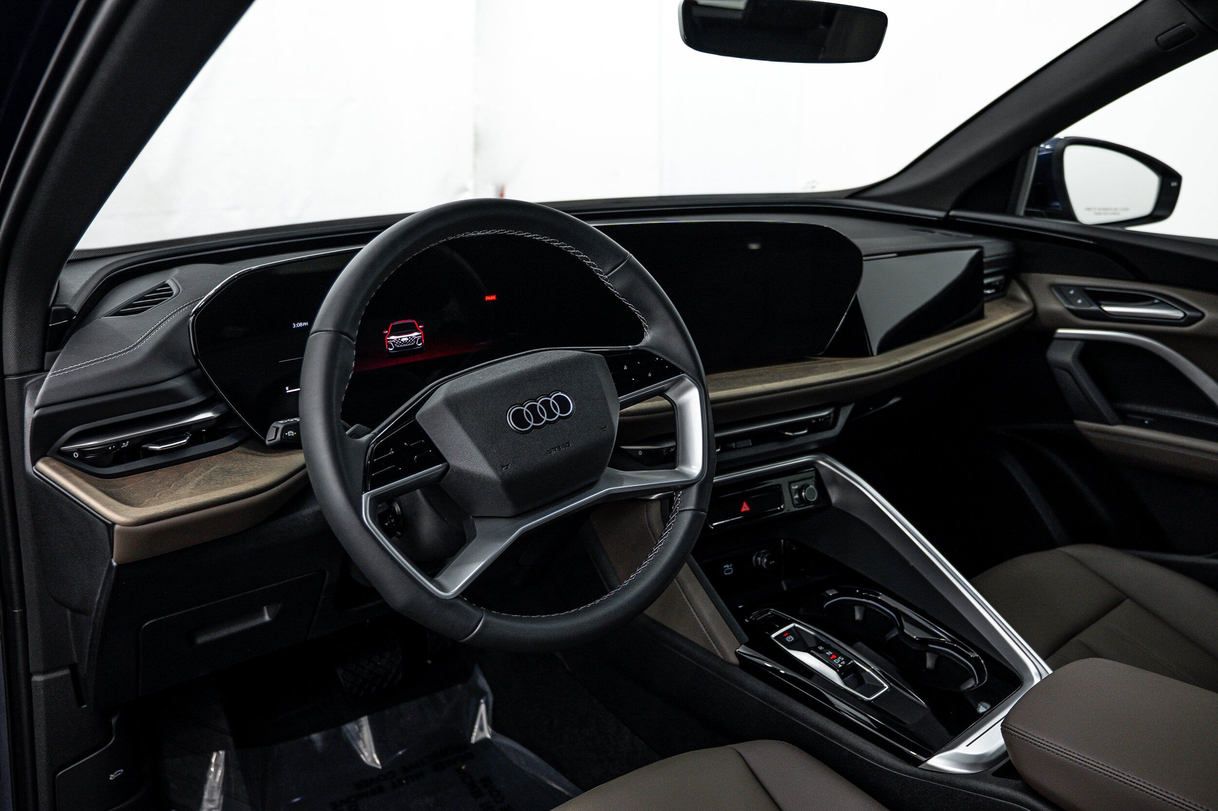 Used 2025 Audi Q5 Premium w/ Convenience Package AWD/4WD image 10