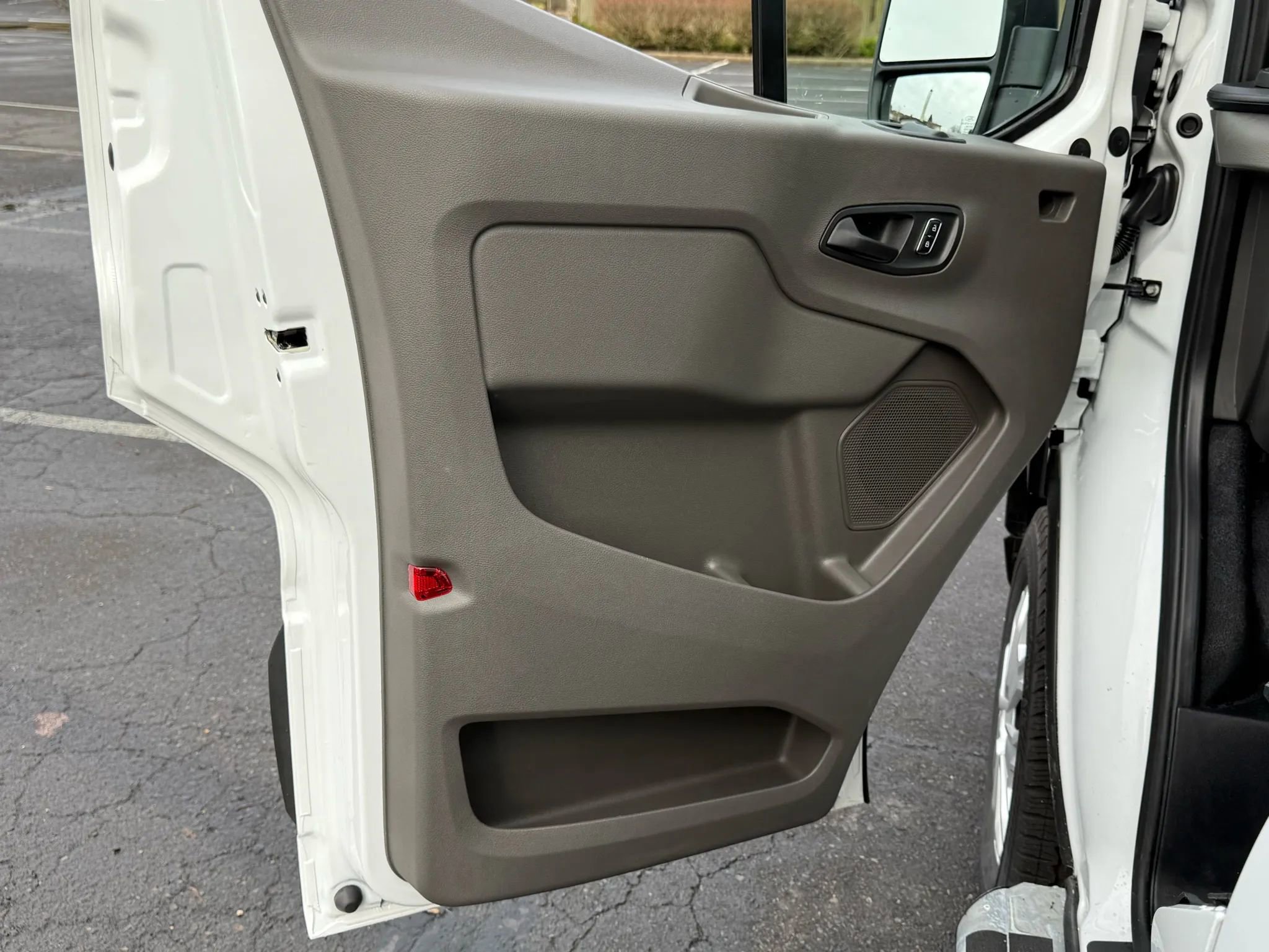 Used 2025 Ford Transit 250 Low Roof w/ Exterior Upgrade Package RWD image 16