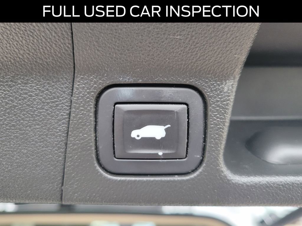 Used 2017 GMC Acadia Denali w/ Technology Package image 7