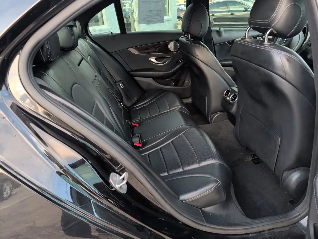 Used 2018 Mercedes-Benz C 300 C 300 4MATIC Sedan 4D w/ Premium Package image 32