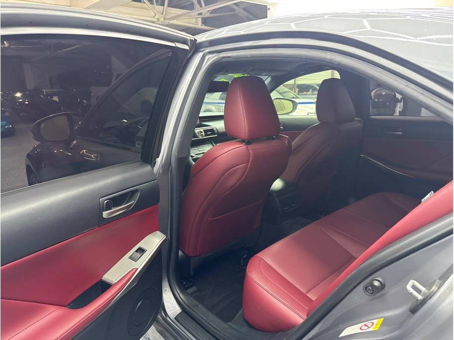Used 2017 Lexus IS 200t F Sport w/ F Sport Package RWD image 17