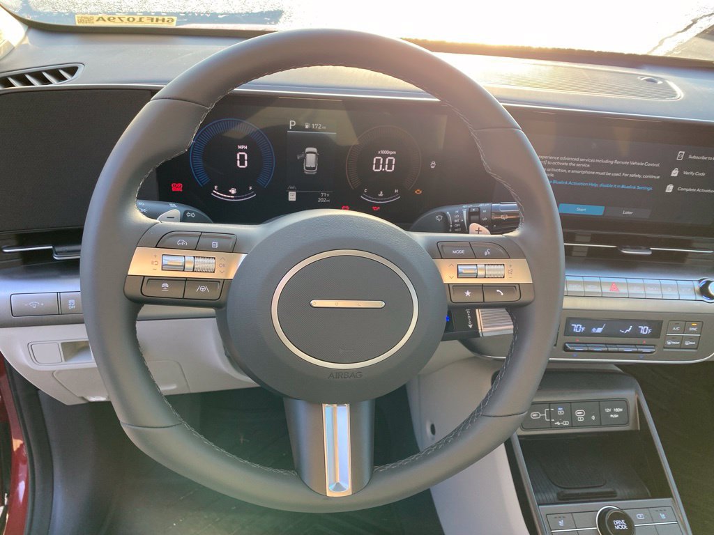 Used 2026 Hyundai Kona SEL Premium FWD image 7