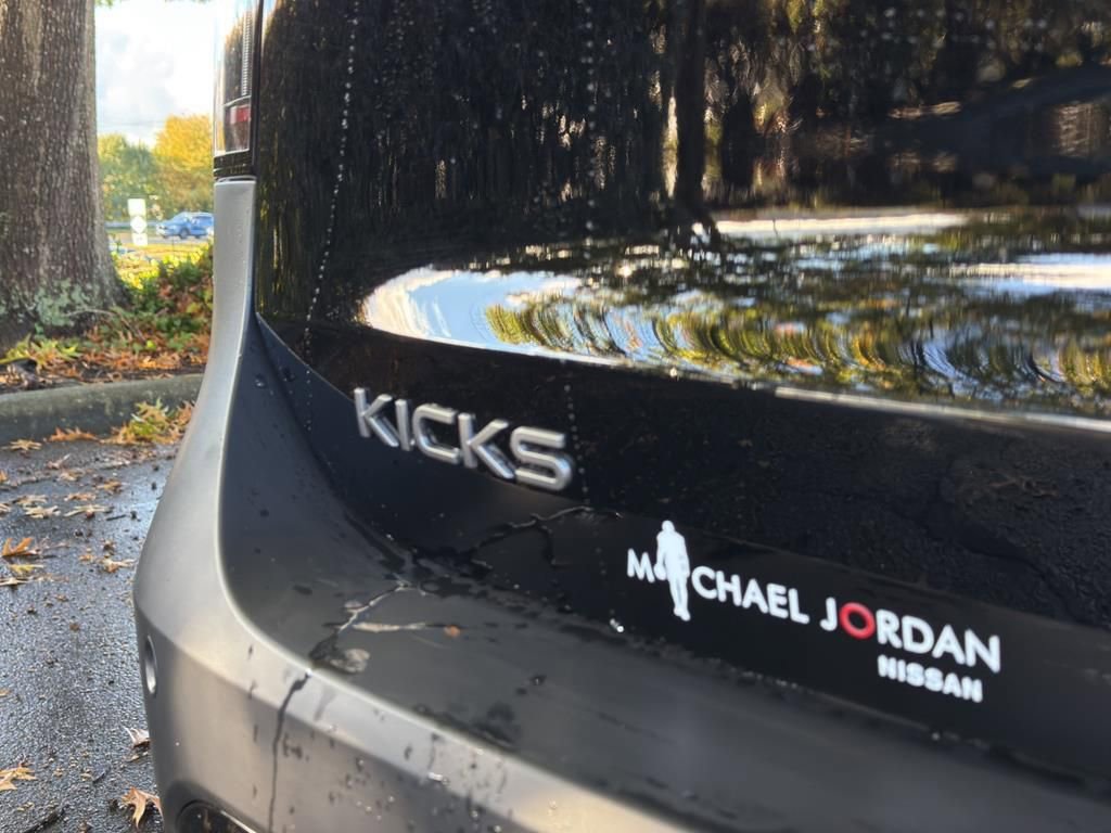 New 2026 Nissan Kicks SV image 14