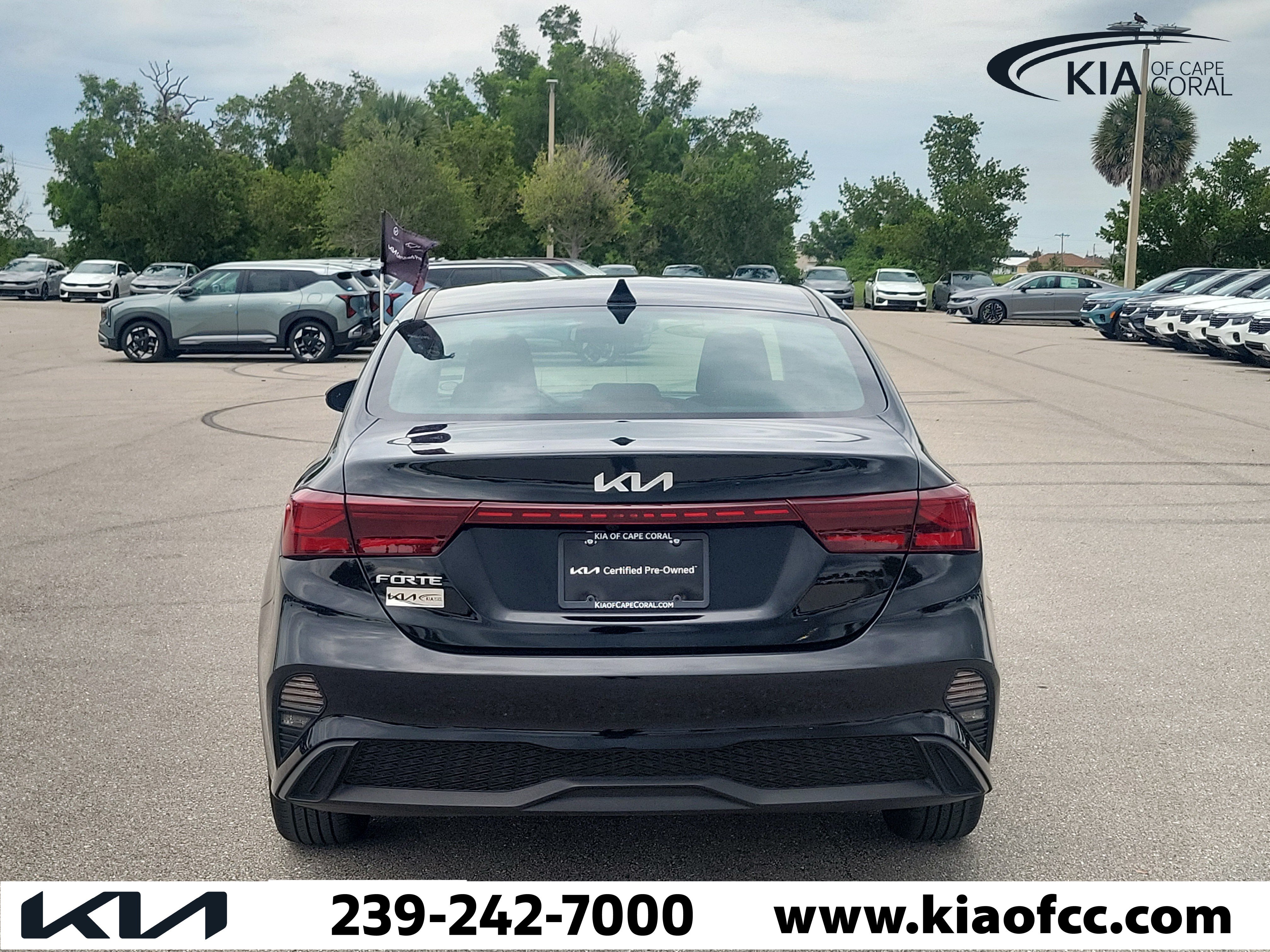 Certified 2024 Kia Forte LXS w/ LXS Technology Package FWD image 5