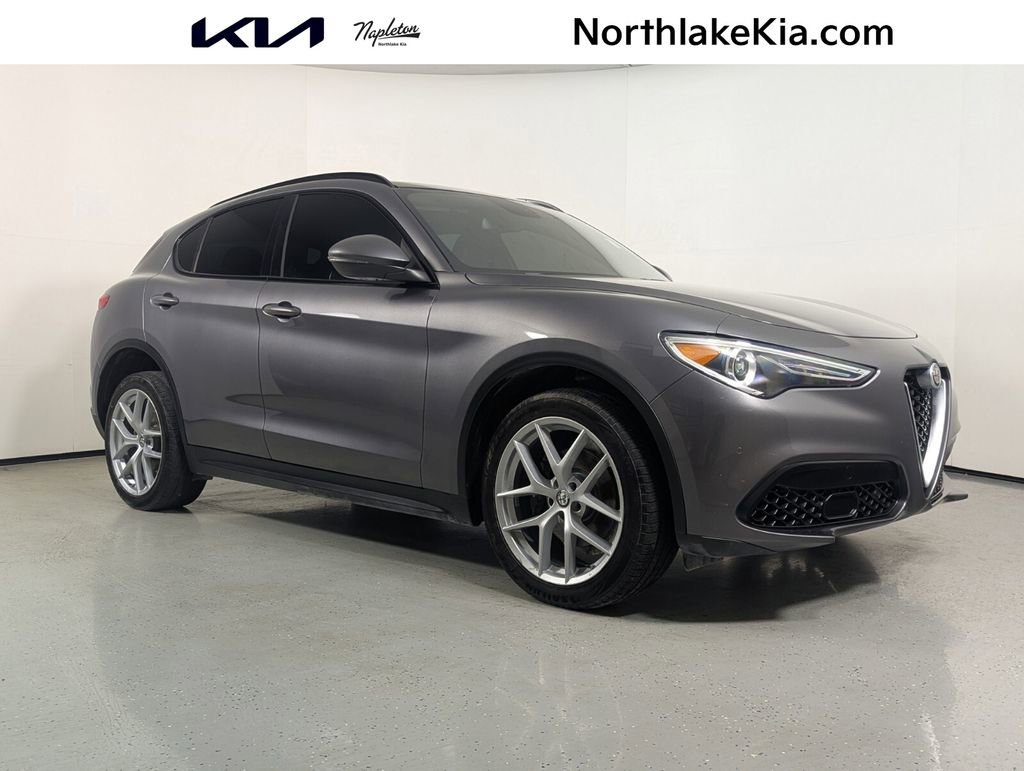 Used 2018 Alfa Romeo Stelvio Ti Sport AWD/4WD image 1