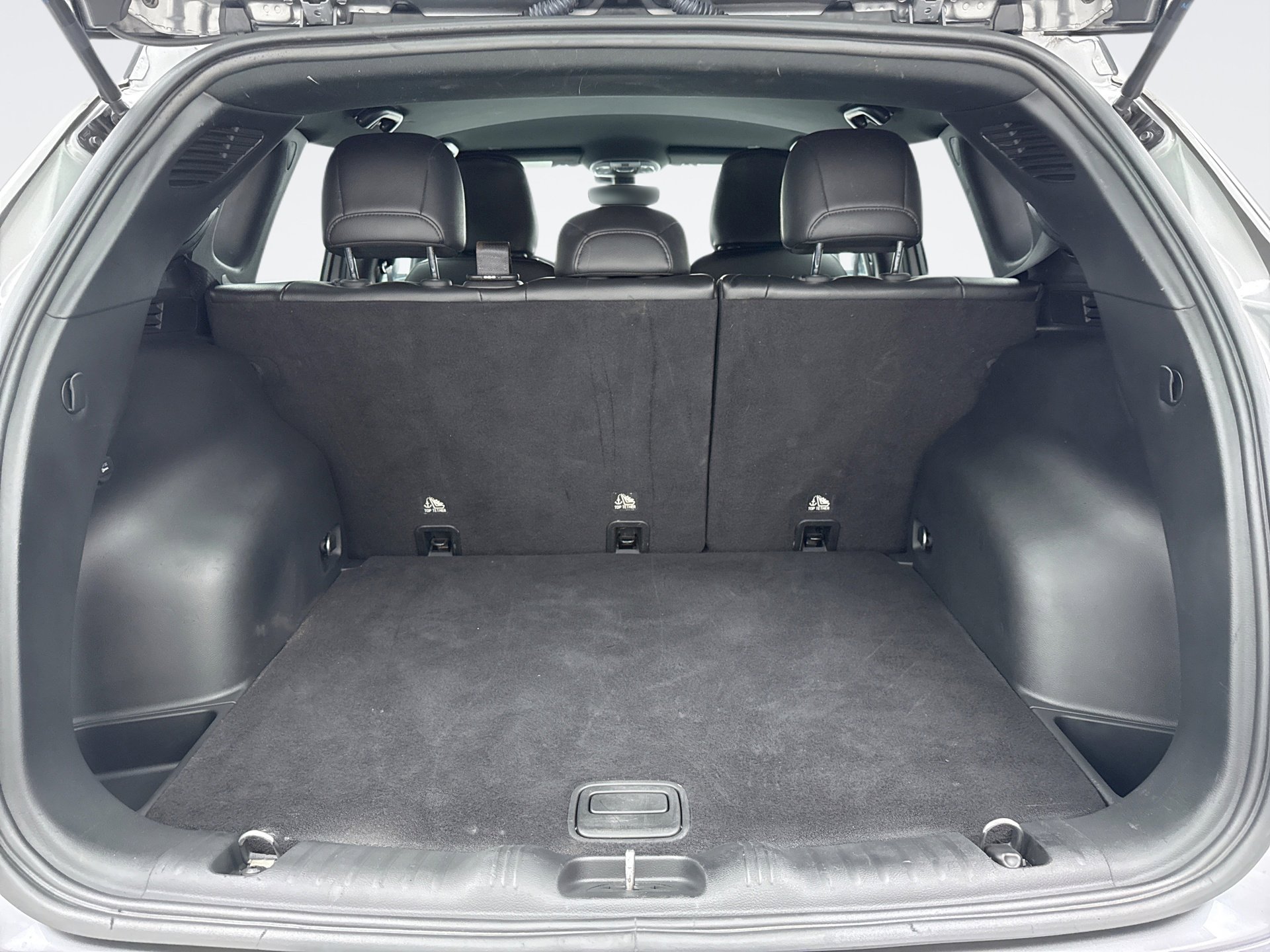 Used 2023 Jeep Compass Limited image 20