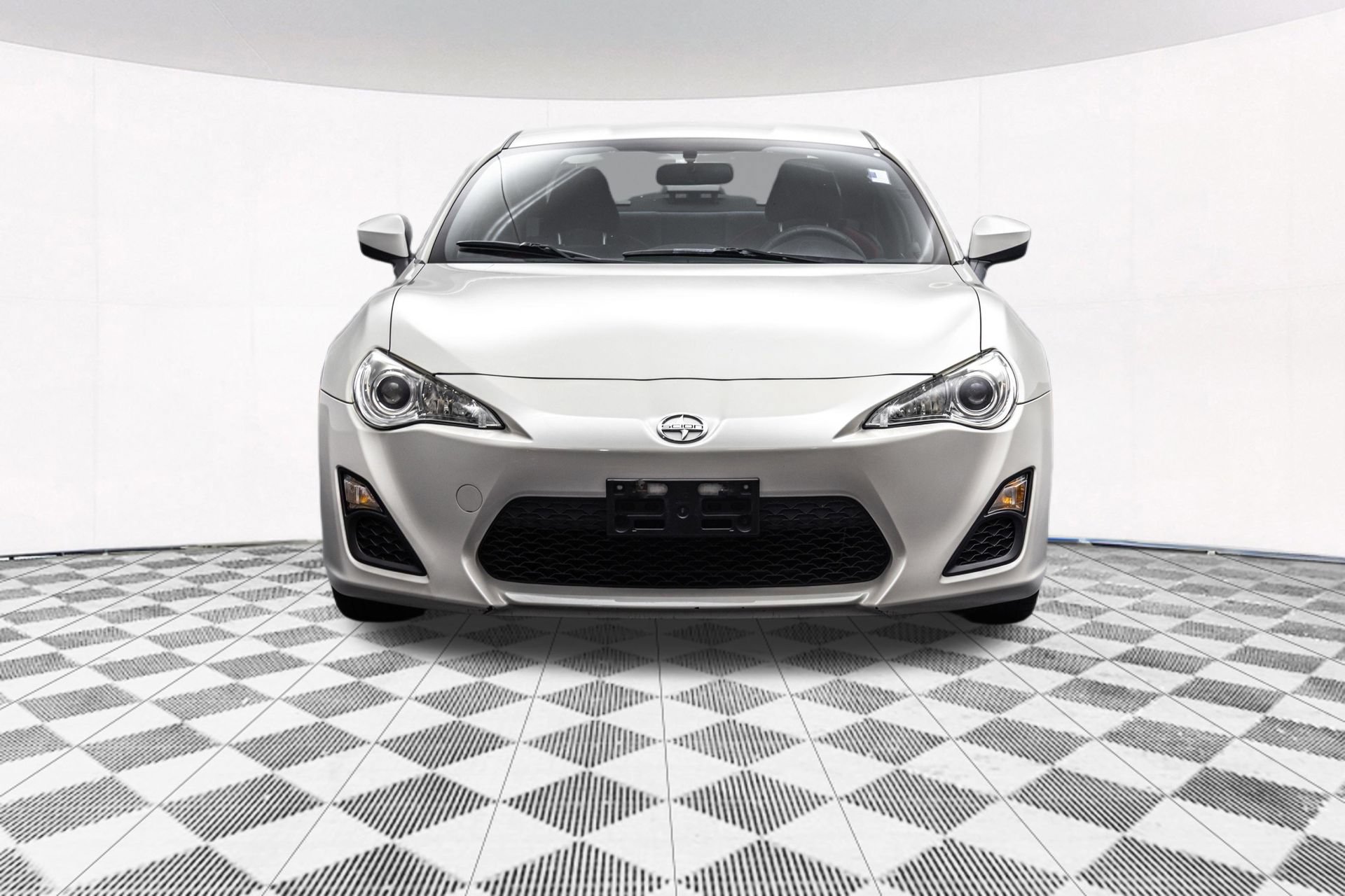 Used 2015 Scion FR-S RWD image 16