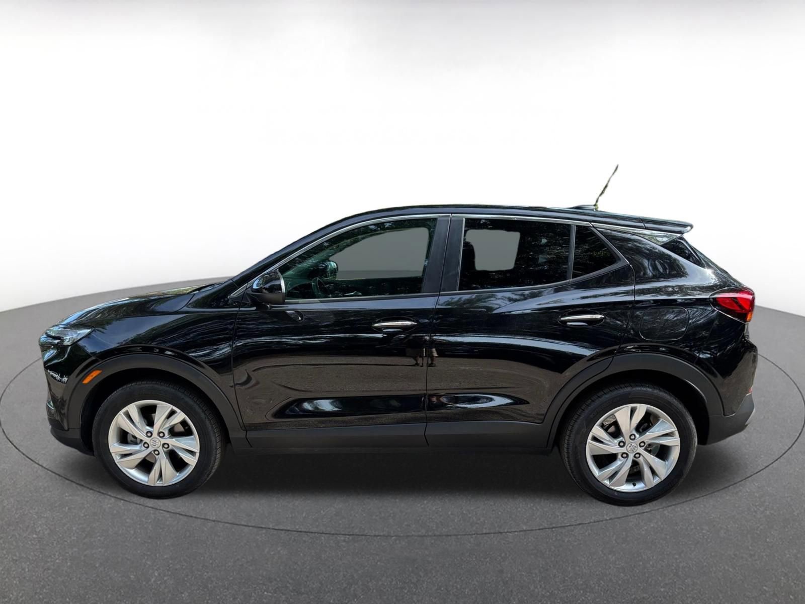 Used 2025 Buick Encore GX Preferred FWD image 4