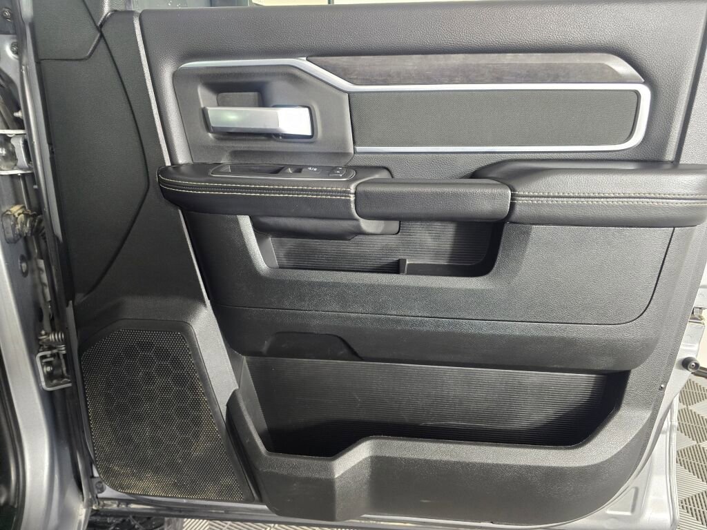 Used 2024 RAM 2500 Big Horn image 41
