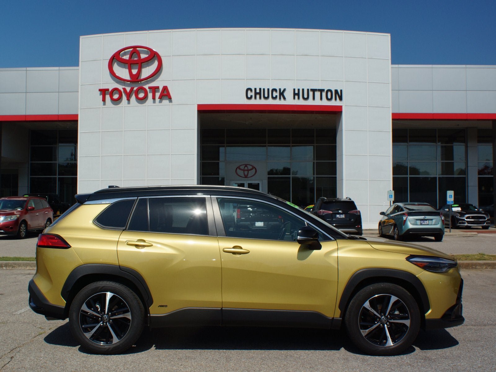 Used 2023 Toyota Corolla Cross AWD Hybrid image 1