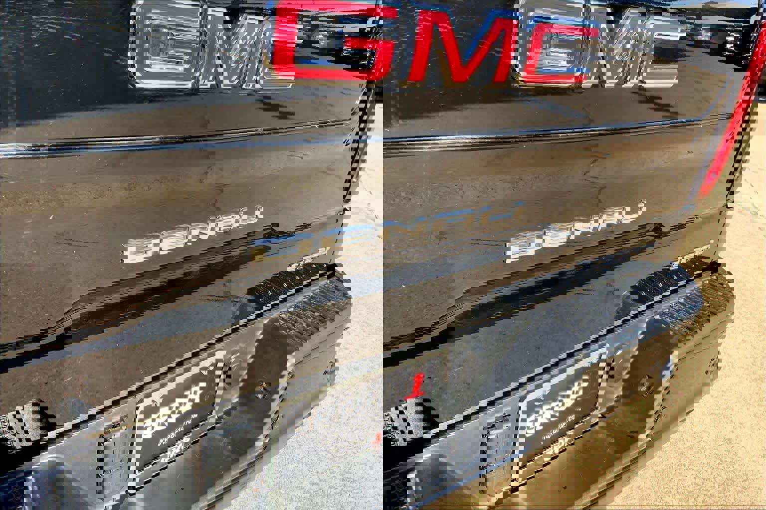 Certified 2023 GMC Sierra 1500 Denali w/ Technology Package image 30