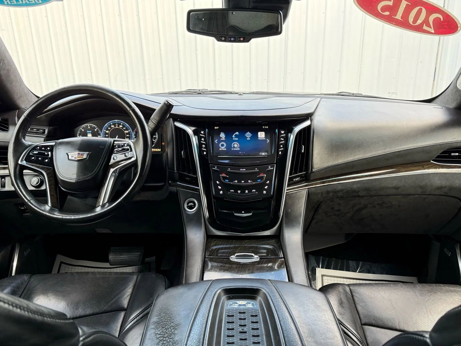 Used 2015 Cadillac Escalade ESV Platinum image 29