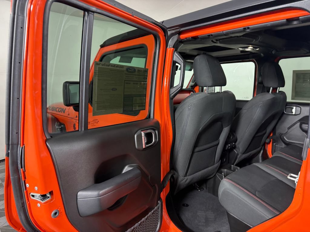 Used 2023 Jeep Gladiator Rubicon w/ Cold Weather Group AWD/4WD image 26