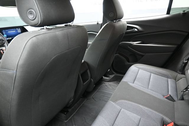 Used 2024 Chevrolet Trax LS w/ LS Convenience Package FWD image 24