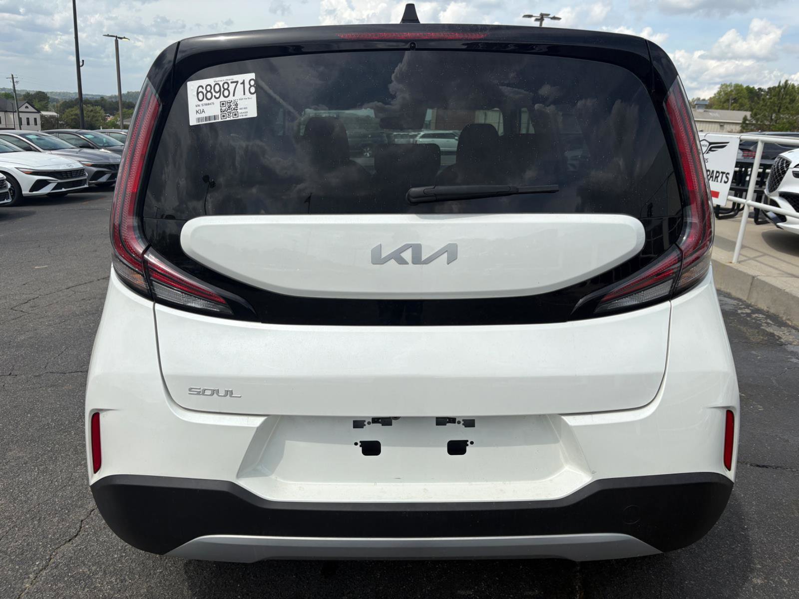 Used 2025 Kia Soul LX image 7