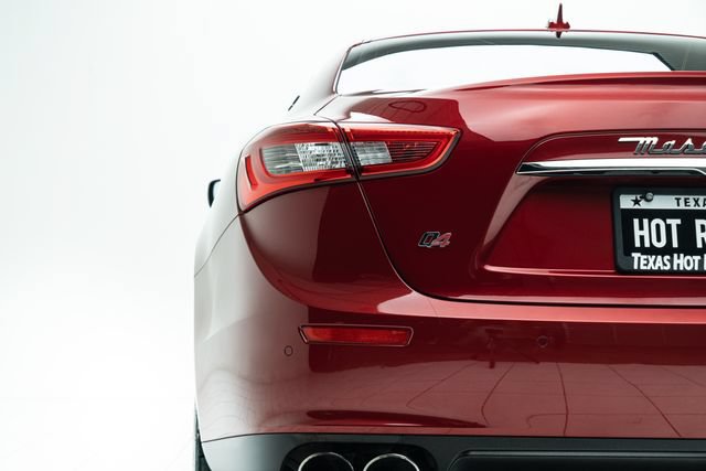 Used 2016 Maserati Ghibli S Q4 AWD/4WD image 17
