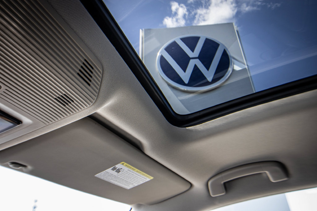 New 2026 Volkswagen Atlas SE FWD image 44