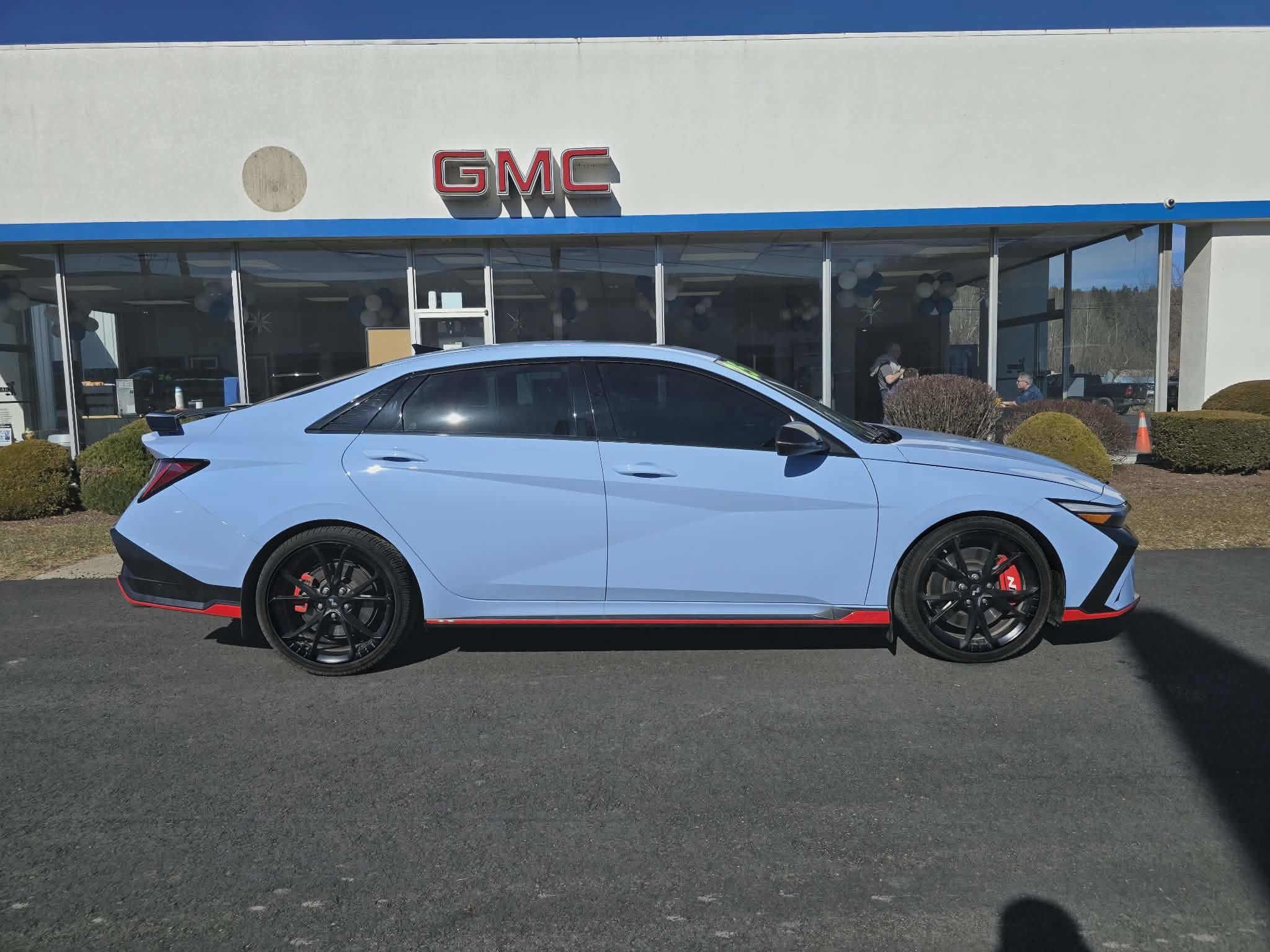 Used 2025 Hyundai Elantra N Base image 2