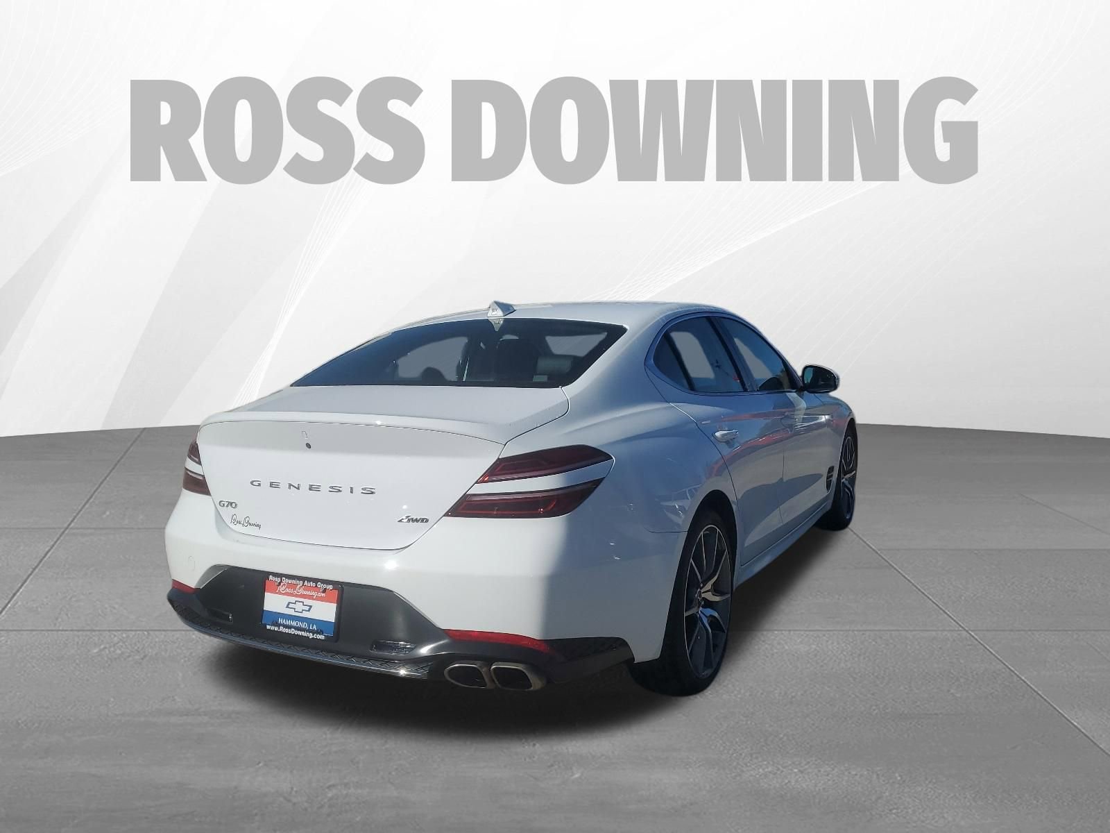 Used 2023 Genesis G70 2.0T image 4