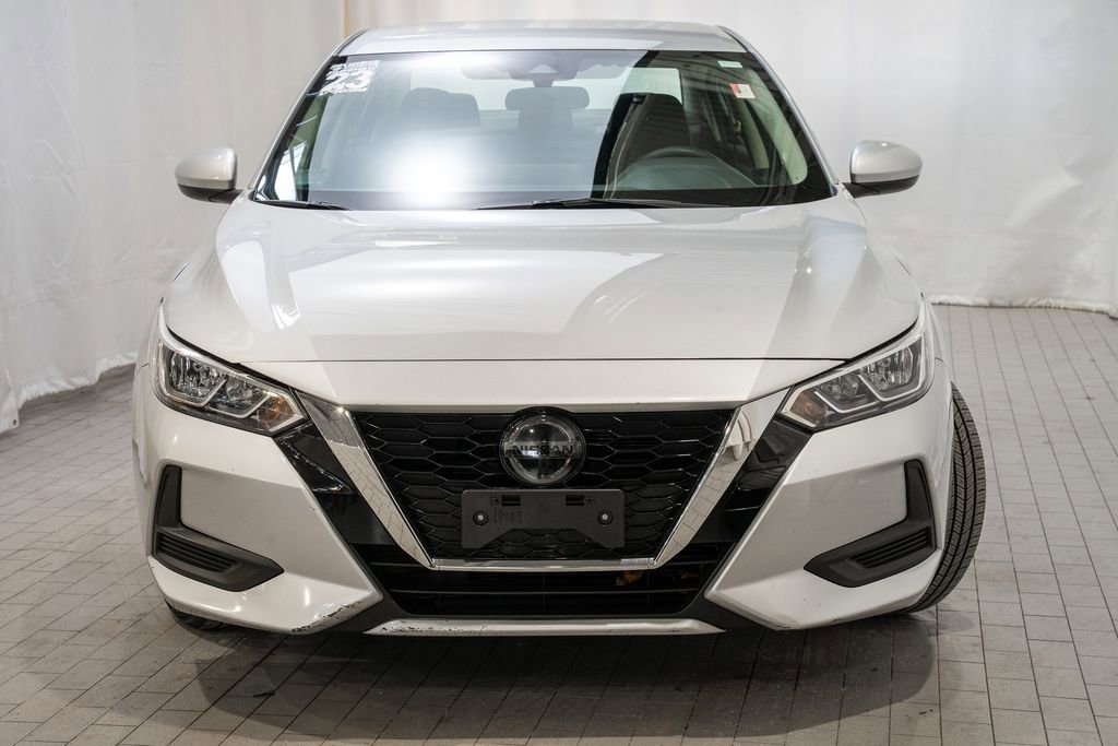 Used 2023 Nissan Sentra SV image 2