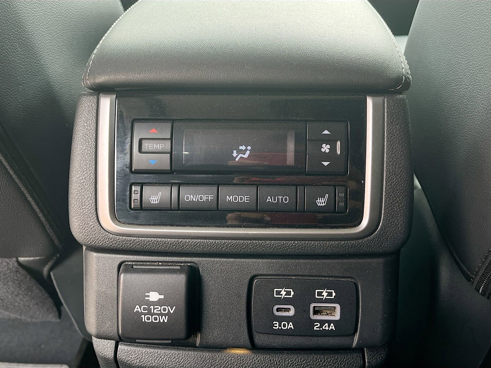 Used 2024 Subaru Ascent Touring image 27