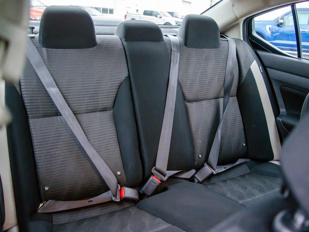 Used 2022 Nissan Versa SV image 30