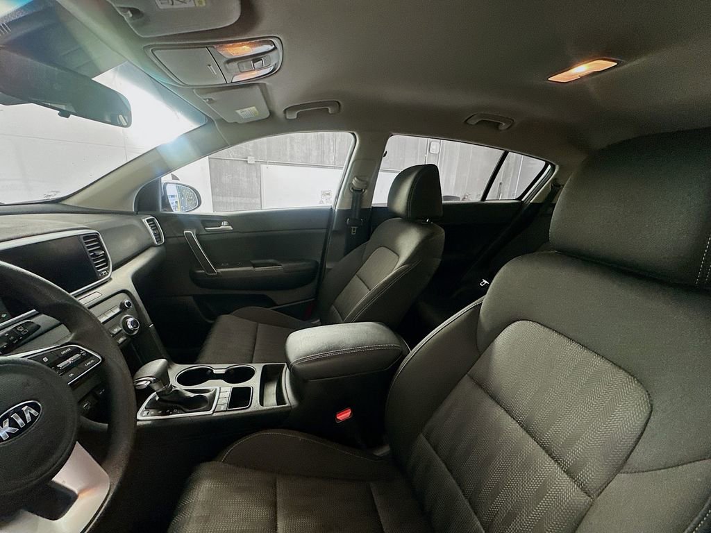 Used 2020 Kia Sportage LX image 20