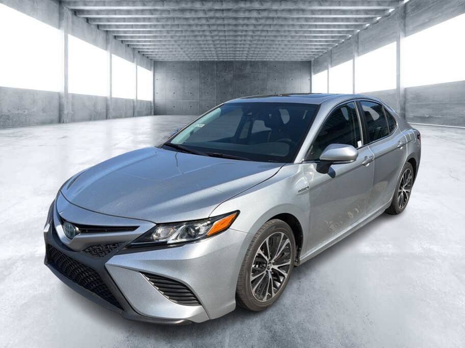 Used 2018 Toyota Camry SE w/ Audio Package