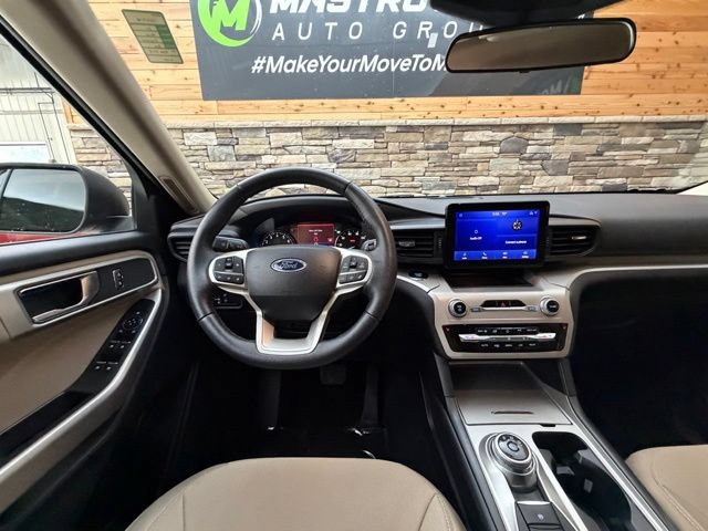 Used 2024 Ford Explorer XLT w/ Class IV Trailer Tow Package AWD/4WD image 19