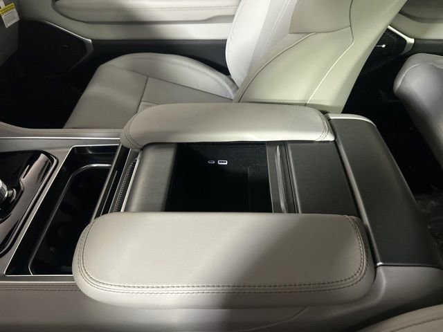New 2026 Jeep Grand Wagoneer 4WD image 35