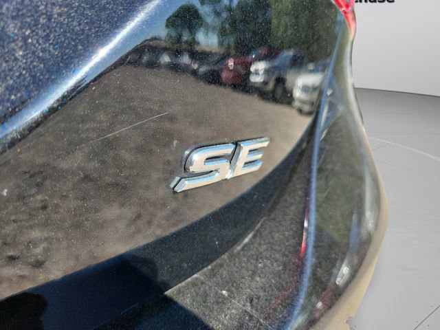 Used 2024 Toyota Camry SE FWD image 32