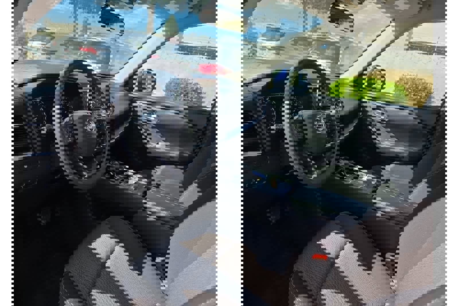 Used 2026 Nissan Rogue SV image 15