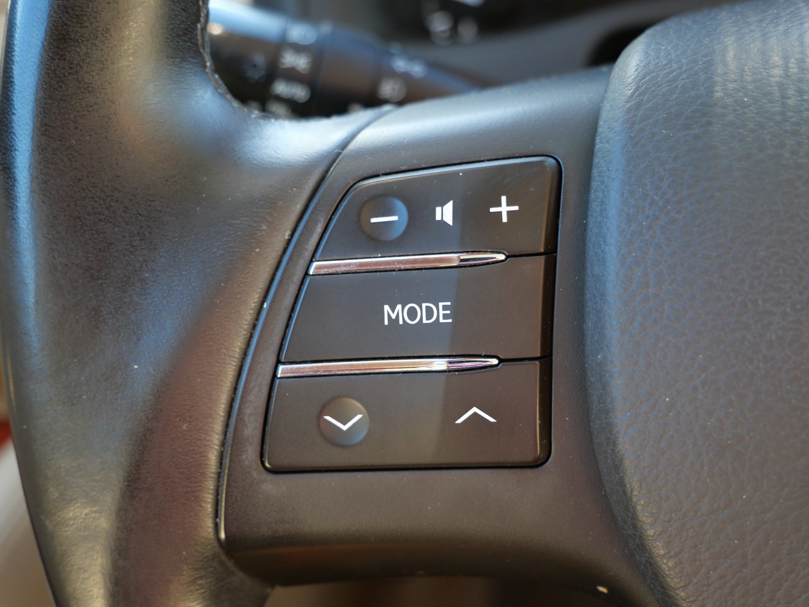 Used 2010 Lexus RX 350 2WD w/ Premium Pkg image 28