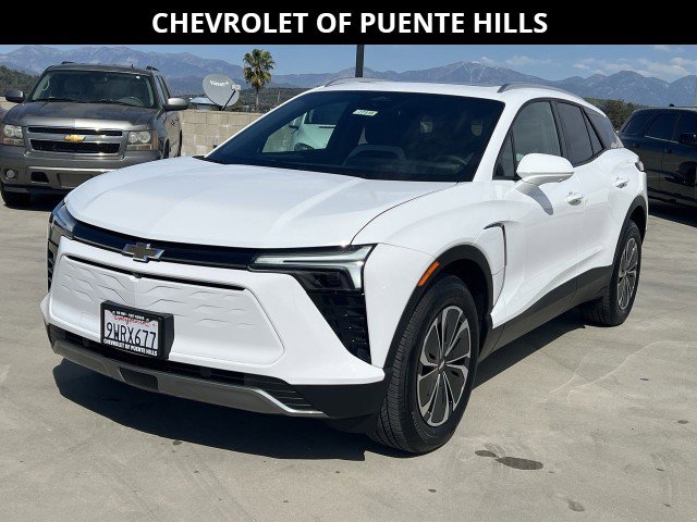 Used 2025 Chevrolet Blazer EV LT image 1
