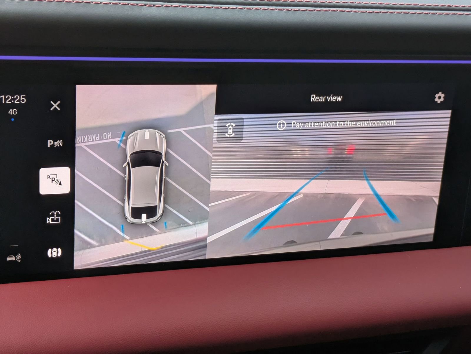 Certified 2025 Porsche Macan Electric RWD image 24