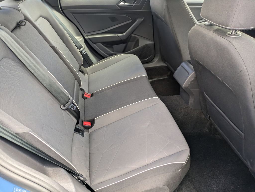 Used 2025 Volkswagen Jetta Sport image 27