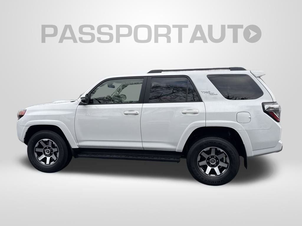 Used 2024 Toyota 4Runner TRD Off-Road Premium image 16